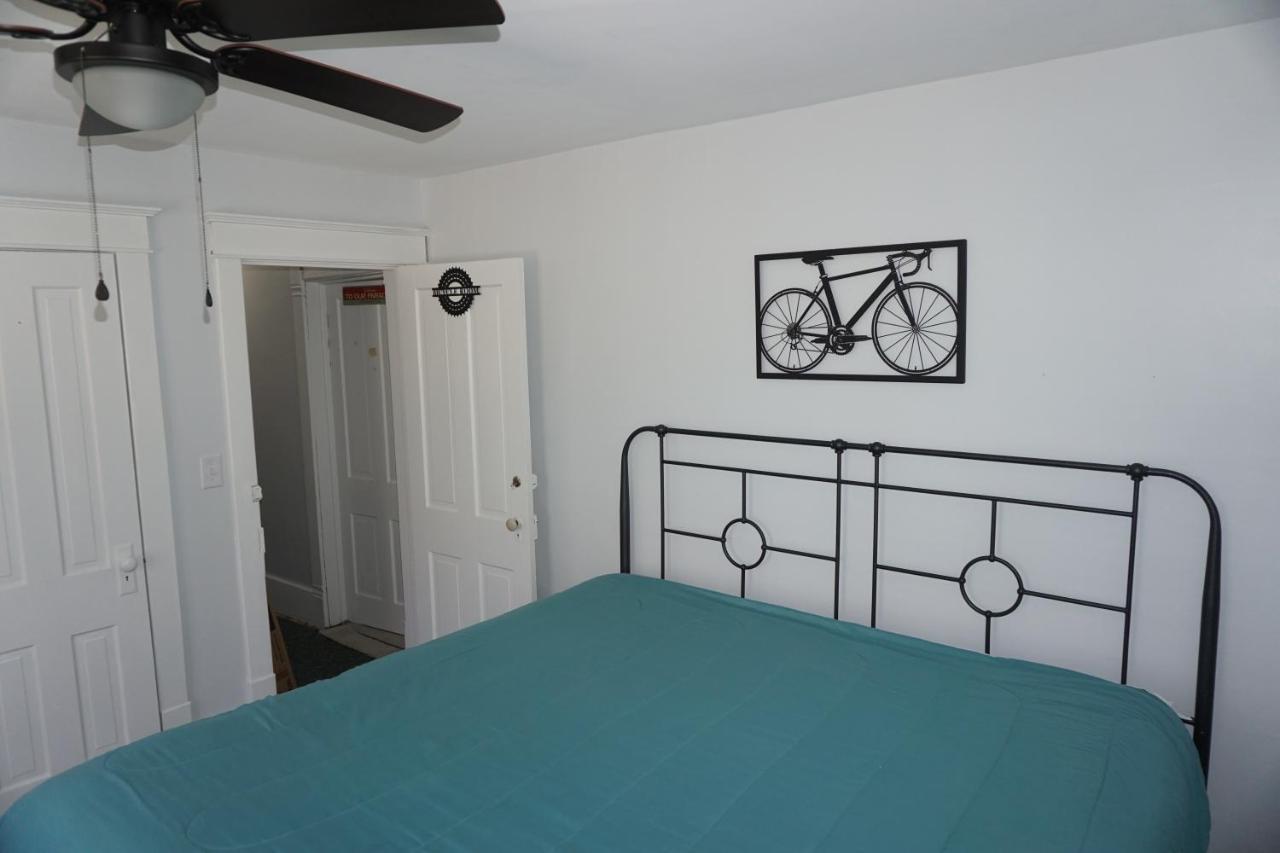 Charlevoix House - The Northside Bed & Breakfast エクステリア 写真