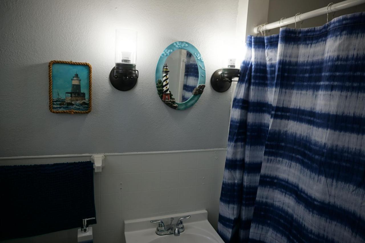 Charlevoix House - The Northside Bed & Breakfast エクステリア 写真