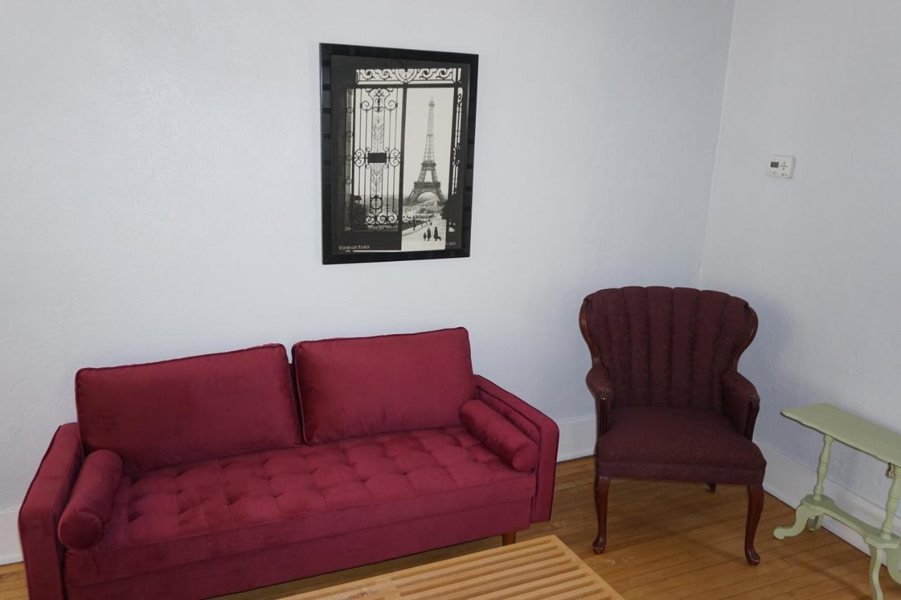 Charlevoix House - The Northside Bed & Breakfast エクステリア 写真