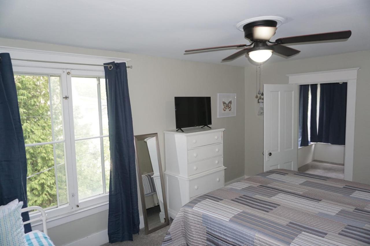 Charlevoix House - The Northside Bed & Breakfast エクステリア 写真