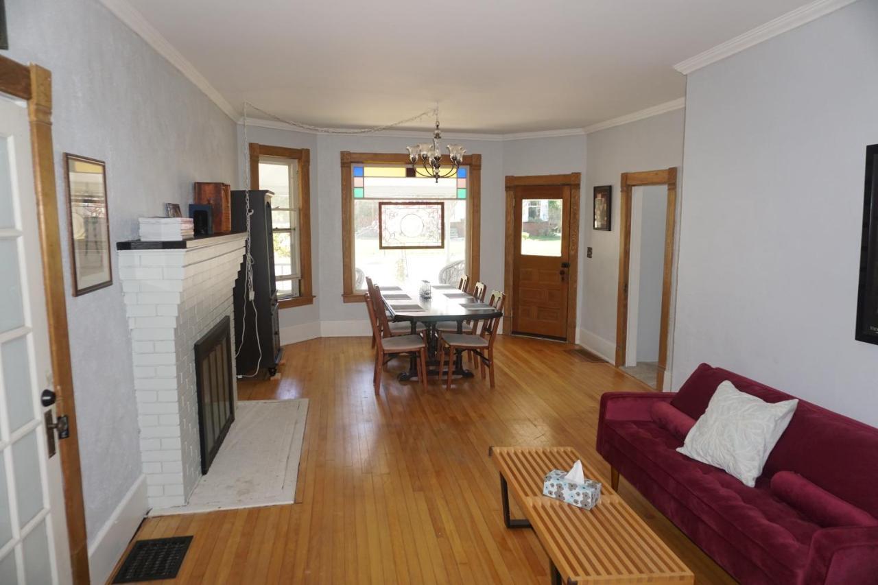 Charlevoix House - The Northside Bed & Breakfast エクステリア 写真
