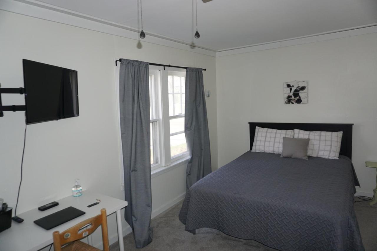 Charlevoix House - The Northside Bed & Breakfast エクステリア 写真