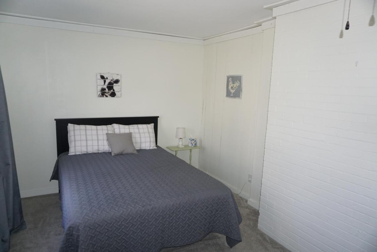 Charlevoix House - The Northside Bed & Breakfast エクステリア 写真
